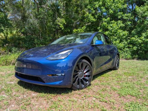2023 Tesla Model Y Performance