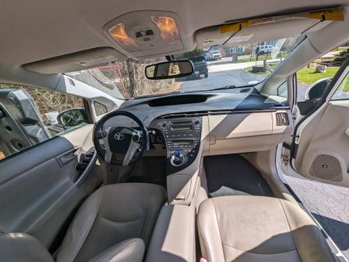 2010 Toyota Prius IV