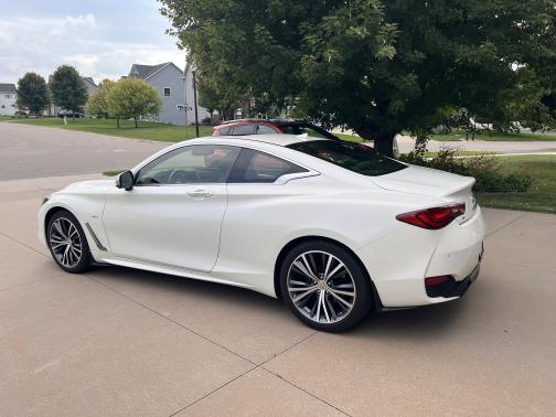 2019 INFINITI Q60 3.0t LUXE