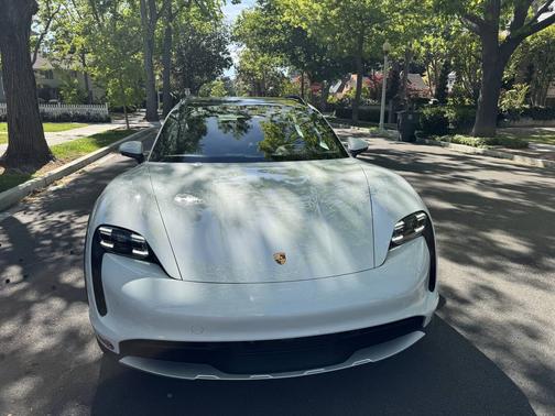 2024 Porsche Taycan Cross Turismo 4