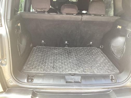 Black 2016 Jeep Renegade Latitude