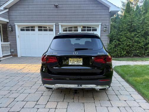 Black 2020 Mercedes-Benz GLC 300 4MATIC