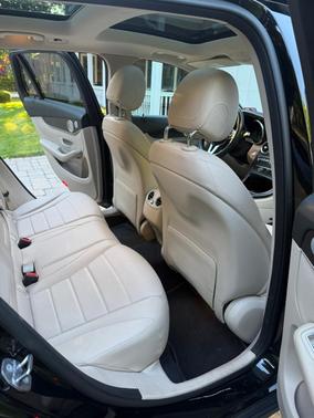 Black 2020 Mercedes-Benz GLC 300 4MATIC