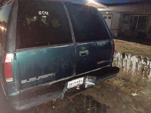 Green 1996 GMC Suburban 1500