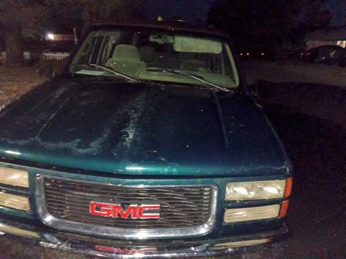 Green 1996 GMC Suburban 1500