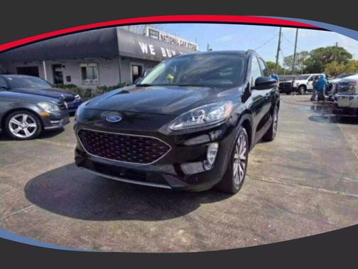 2020 Ford Escape Titanium