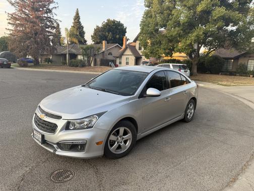 2015 Chevrolet Cruze 1LT