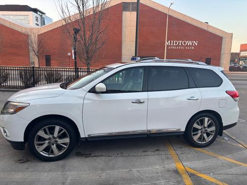 2014 Nissan Pathfinder Platinum