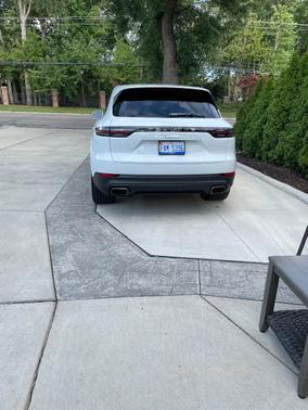 White 2021 Porsche Cayenne Cayenne