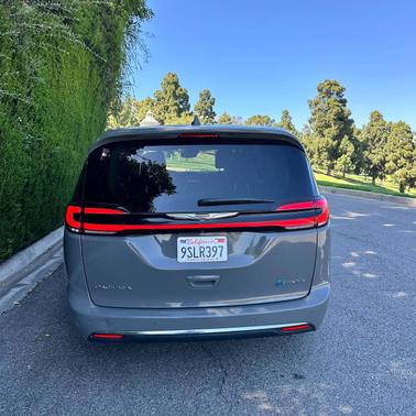 Gray 2022 Chrysler Pacifica Hybrid Touring L