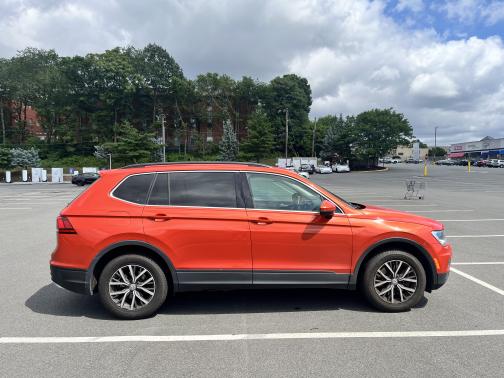 2019 Volkswagen Tiguan 2.0T SE