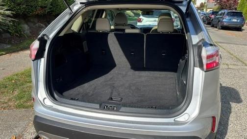 Silver 2019 Ford Edge SEL