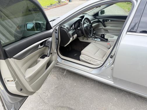 Silver 2013 Acura TL 3.5