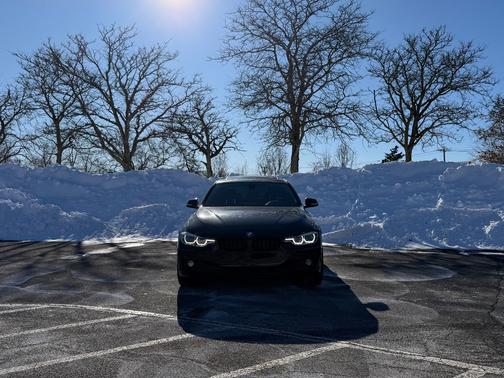 2018 BMW 330 i xDrive