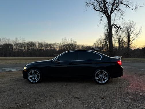2018 BMW 330 i xDrive