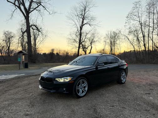 2018 BMW 330 i xDrive