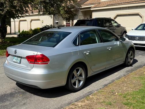 Silver 2012 Volkswagen Passat 2.5 SE