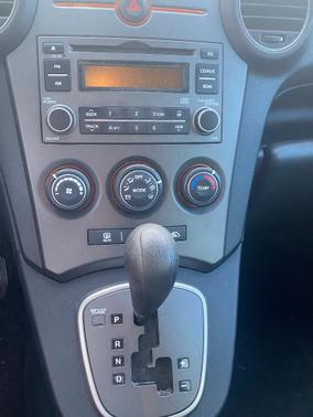 2008 Kia Rondo LX