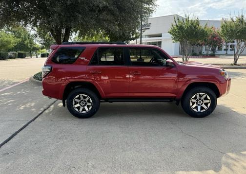 2022 Toyota 4Runner TRD Off Road