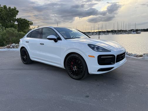 2023 Porsche Cayenne Cayenne GTS