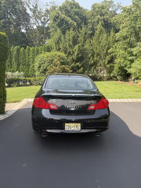 Black 2013 INFINITI G37 x