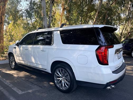 White 2021 GMC Yukon XL Denali