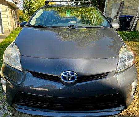 Gray 2015 Toyota Prius Two