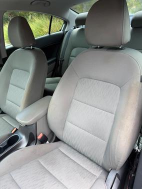 White 2015 Kia Forte LX