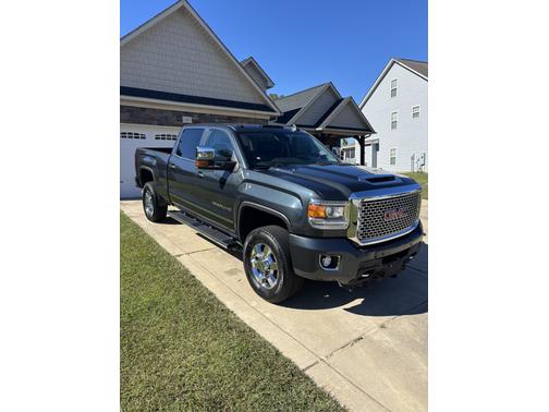 2017 GMC Sierra 3500 Denali