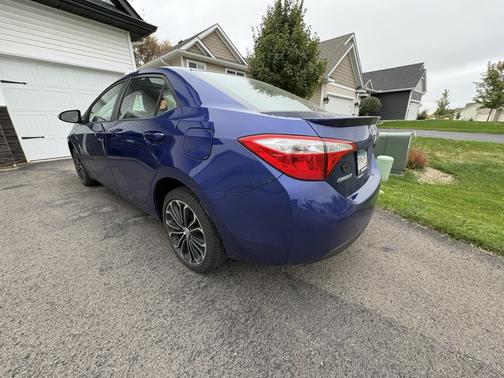 Blue 2015 Toyota Corolla S Plus