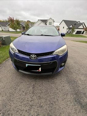 Blue 2015 Toyota Corolla S Plus