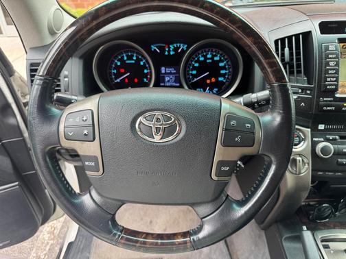 White 2011 Toyota Land Cruiser Base