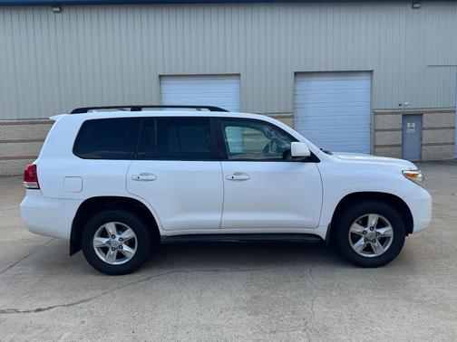 White 2011 Toyota Land Cruiser Base