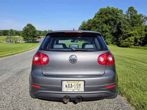 2008 Volkswagen R32 Base