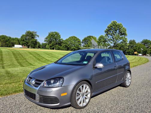 2008 Volkswagen R32 Base