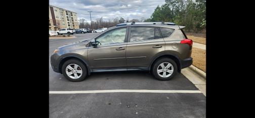 2013 Toyota RAV4 XLE