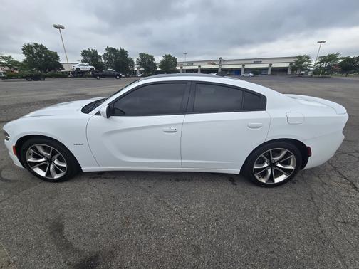 2016 Dodge Charger R/T