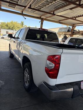 White 2017 Toyota Tundra SR