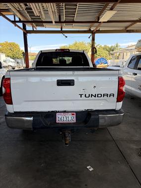 White 2017 Toyota Tundra SR