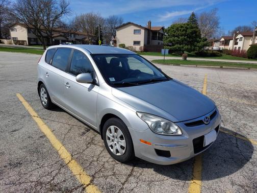 2011 Hyundai Elantra Touring GLS