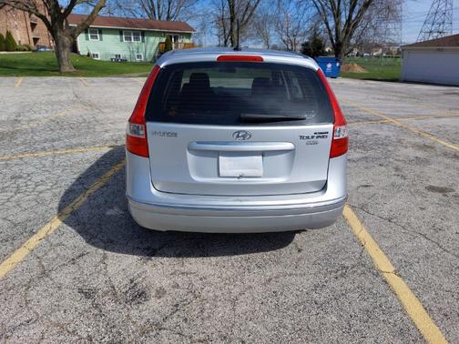 2011 Hyundai Elantra Touring GLS