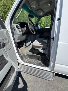 2013 Ford E350 Super Duty XL