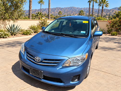Blue 2013 Toyota Corolla LE