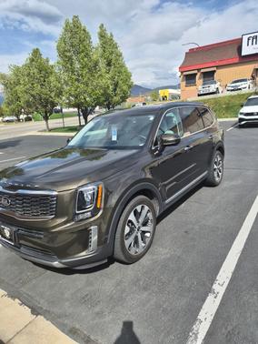 Green 2020 Kia Telluride S