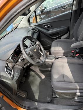 Orange 2017 Chevrolet Trax LT