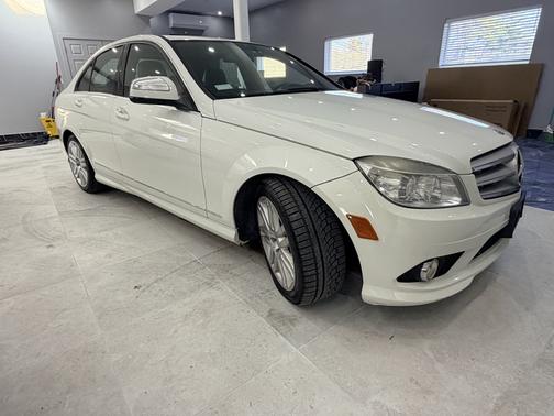 White 2009 Mercedes-Benz C-Class C 300 Sport
