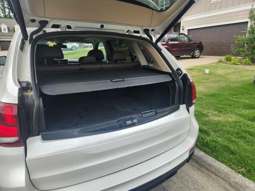 White 2016 BMW X5 eDrive xDrive40e