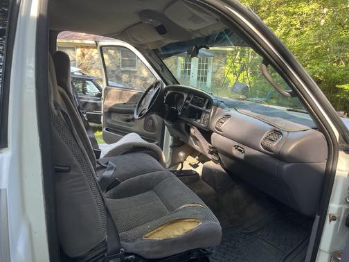 1998 Dodge Ram 1500 Club Cab