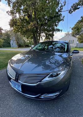 2015 Lincoln MKZ Hybrid Base