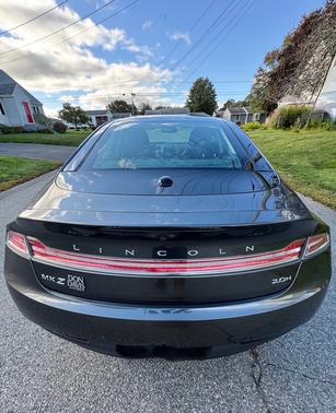 2015 Lincoln MKZ Hybrid Base